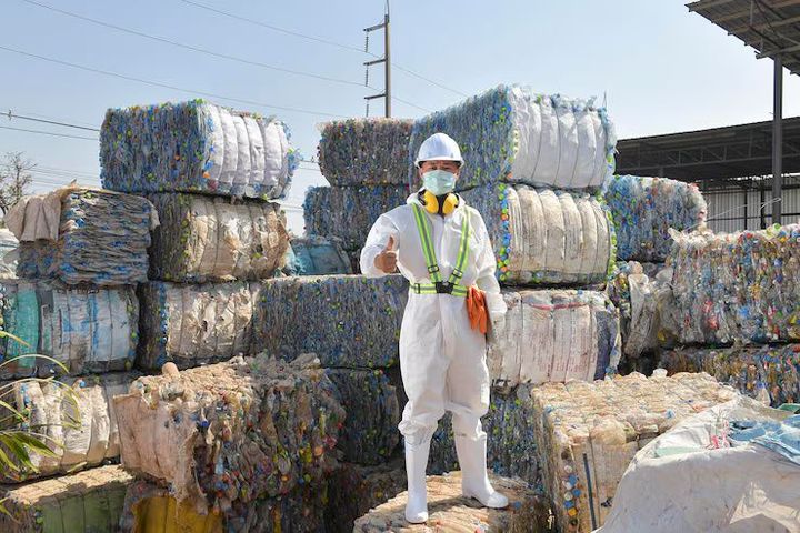 Industrial Hazardous Waste Logistics Guide to Safer Materials Handling Practices